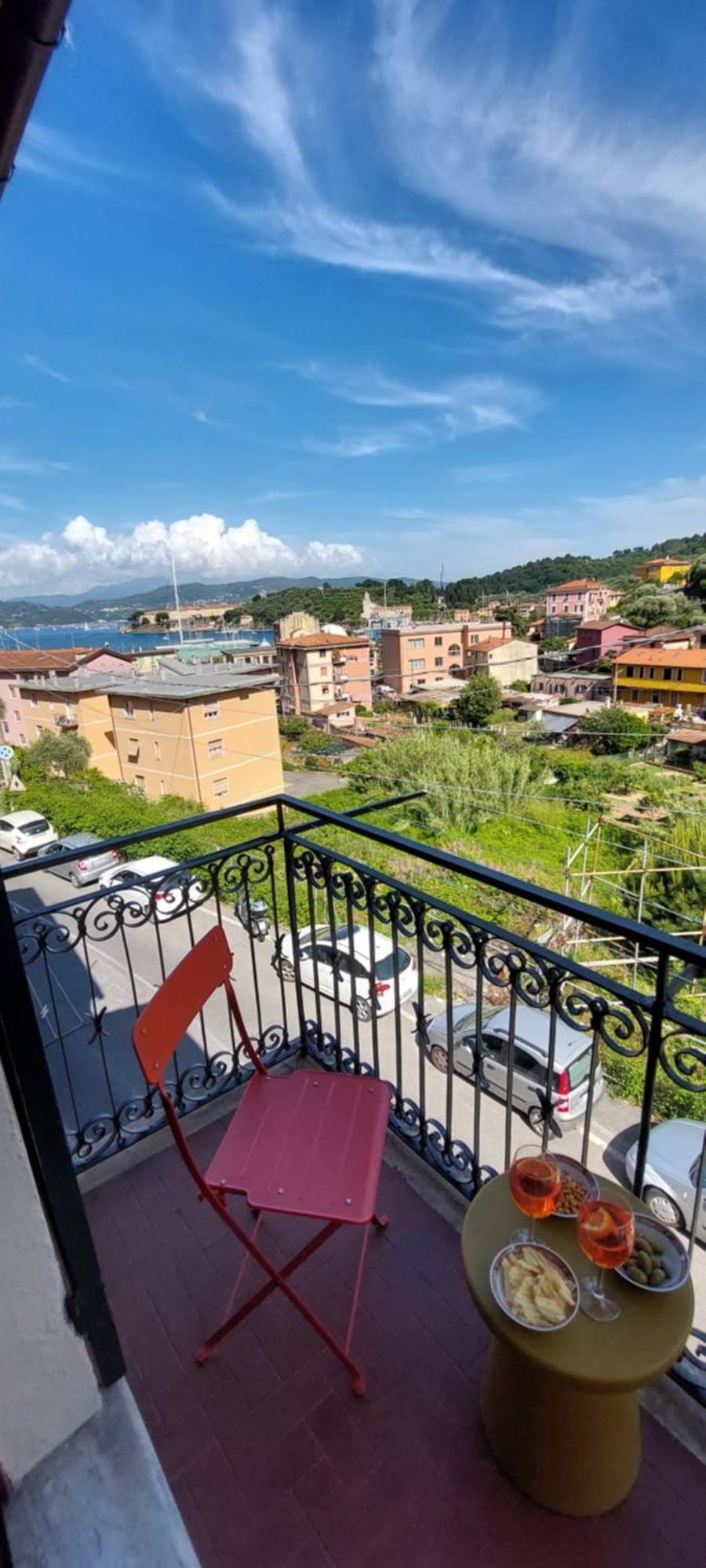 Moderno Appartamento Vista Mare, Con Parcheggio Privato Porto Venere Exterior foto